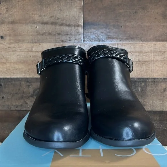 LifeStride Women's Adriana Ankle Black Bootie Boot Women’s Size 8.5 Wide - Picture 3 of 11